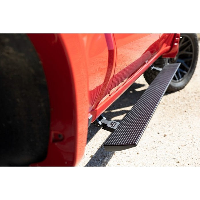 Rough Country Retract Electric Running Boards, 2020-2024 L5P